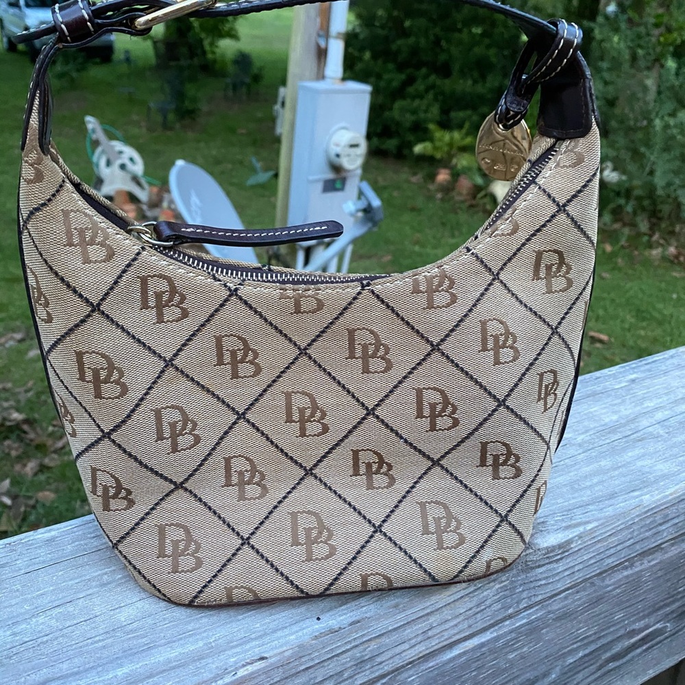 Dooney & Bourke Tan and Brown Signature Bag